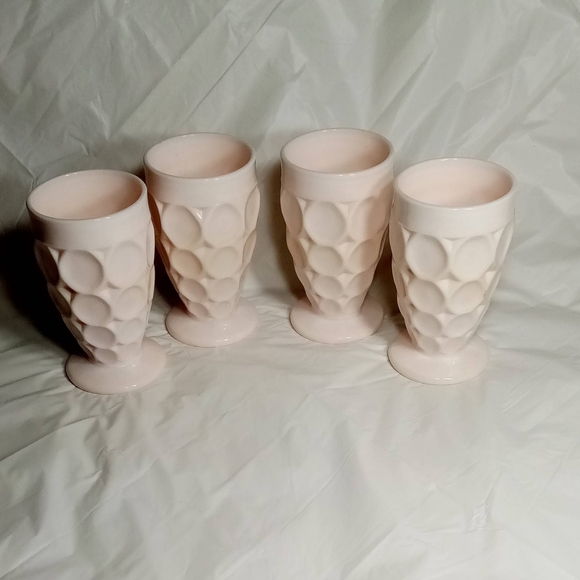 Set of 4 Jeannette Glass Shell Pink Milk Glass Juice Glasses 6oz - Picture 4 of 7